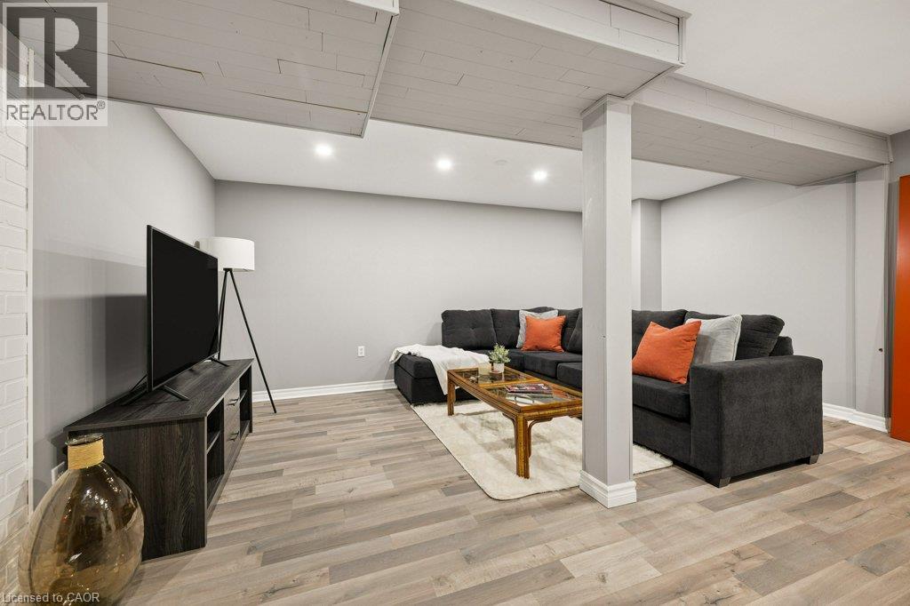 94 Monteagle Crescent, Kitchener, ON - Indoor