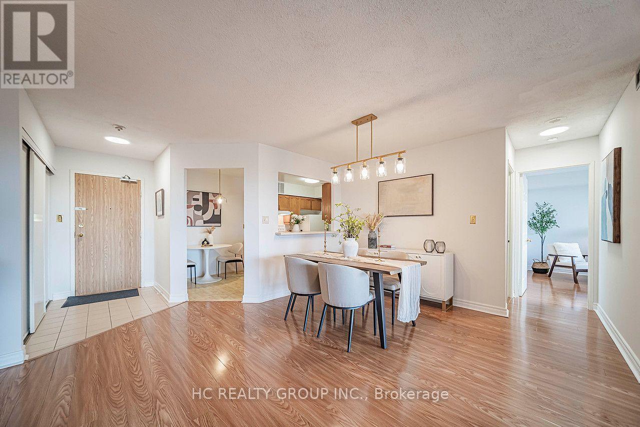417 - 175 Bamburgh Circle, Toronto, ON - Indoor Photo Showing Kitchen