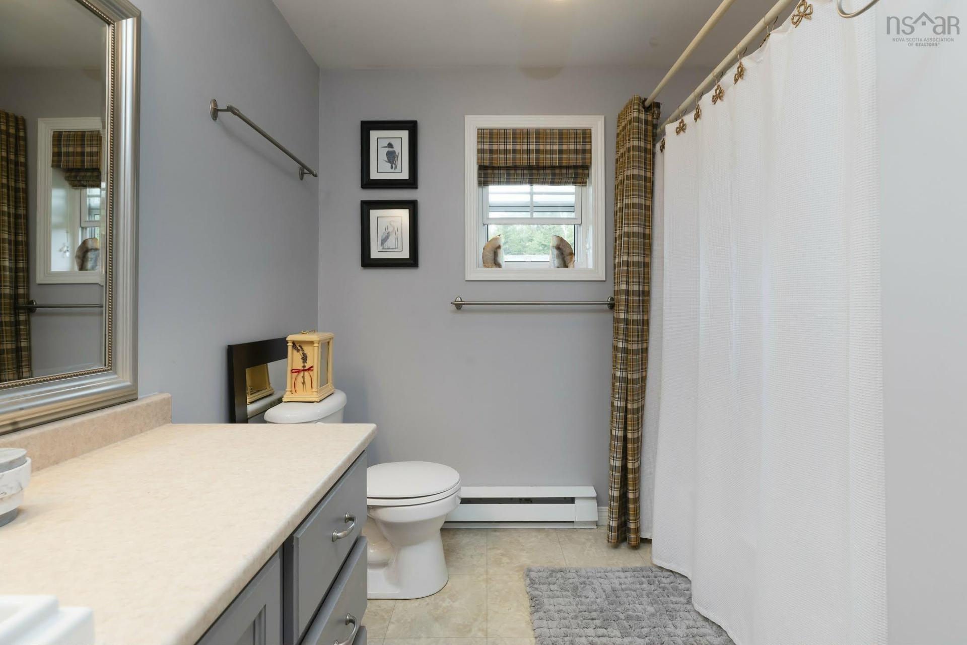 66 Backman Road, Bayswater, NS - Indoor Photo Showing Bathroom