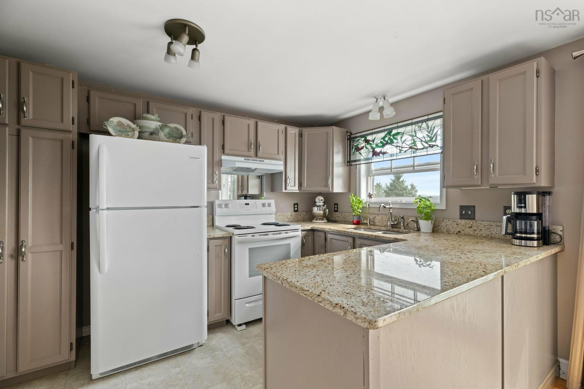 66 Backman Road, Bayswater, NS - Indoor Photo Showing Kitchen