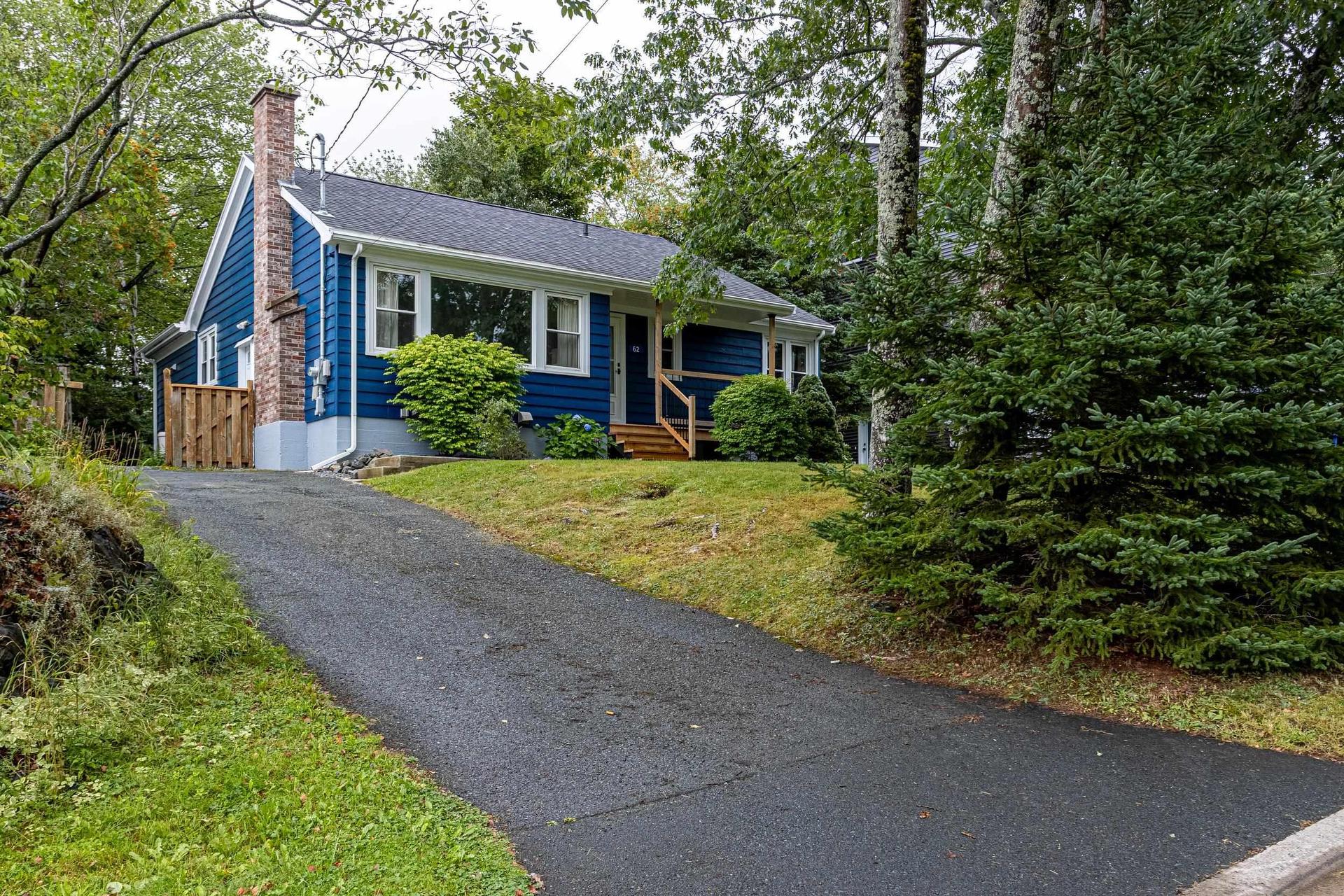 62 Douglas Crescent, Halifax, NS - Outdoor
