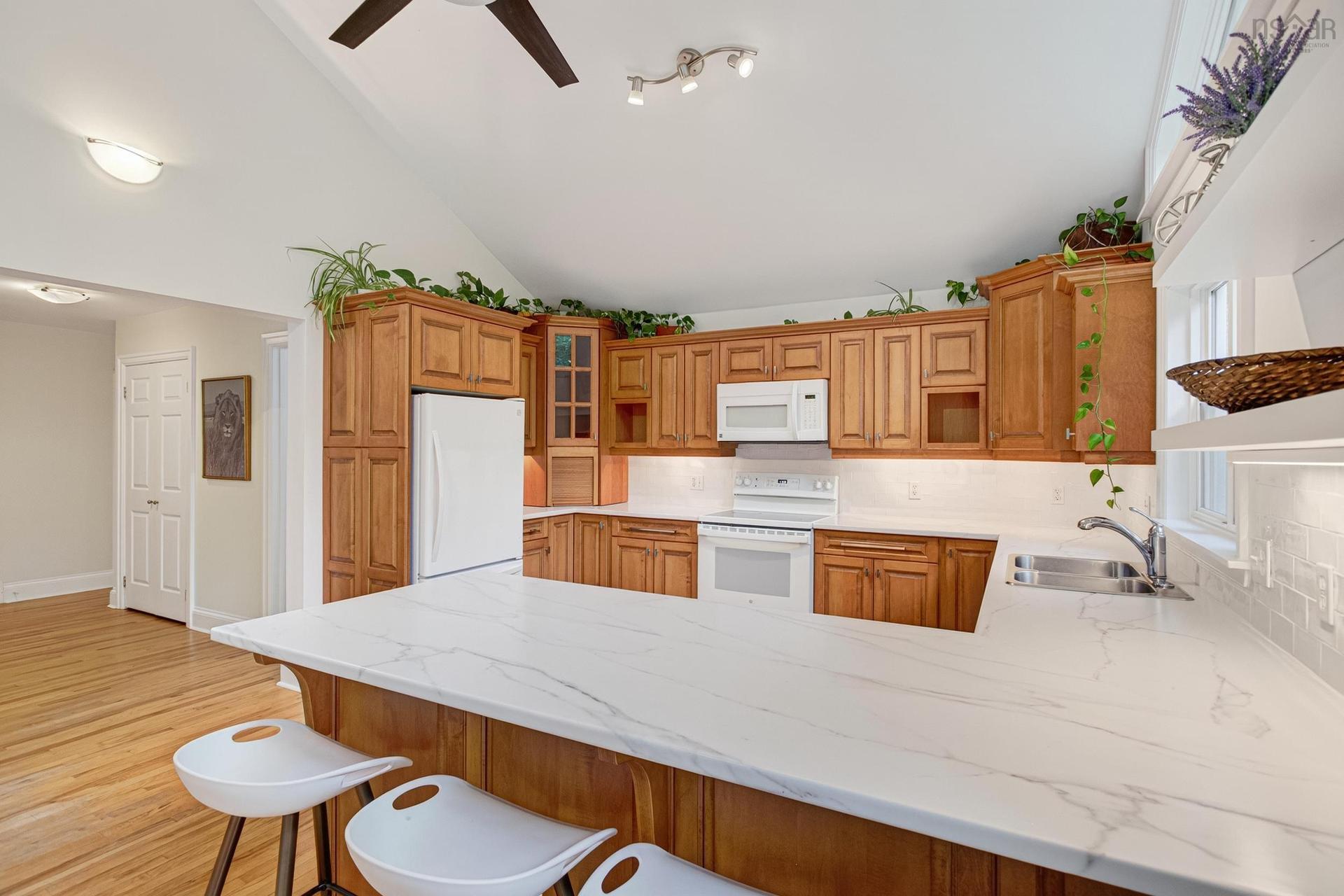 62 Douglas Crescent, Halifax, NS - Indoor Photo Showing Kitchen With Double Sink
