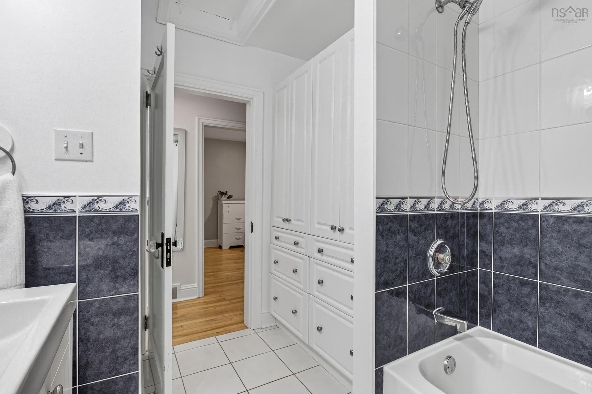 62 Douglas Crescent, Halifax, NS - Indoor Photo Showing Bathroom
