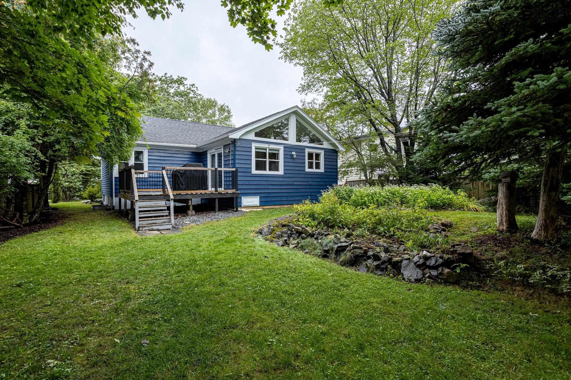 62 Douglas Crescent, Halifax, NS - Outdoor