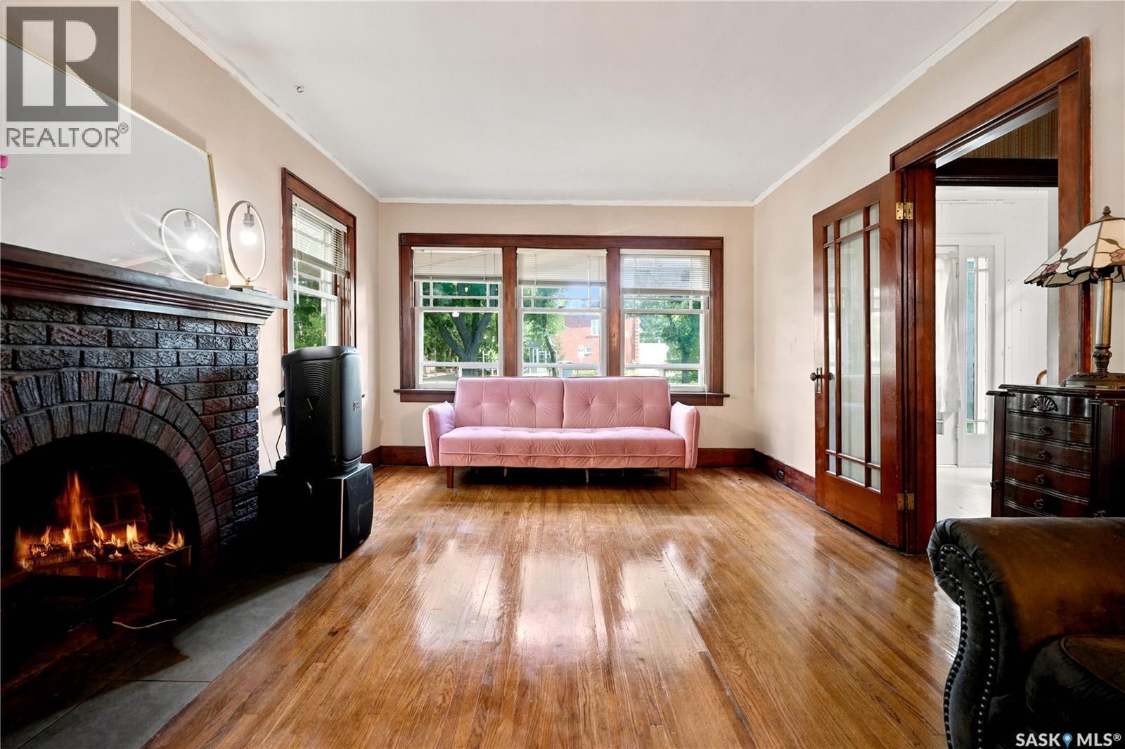 3300 Victoria Avenue, Regina, SK - Indoor With Fireplace