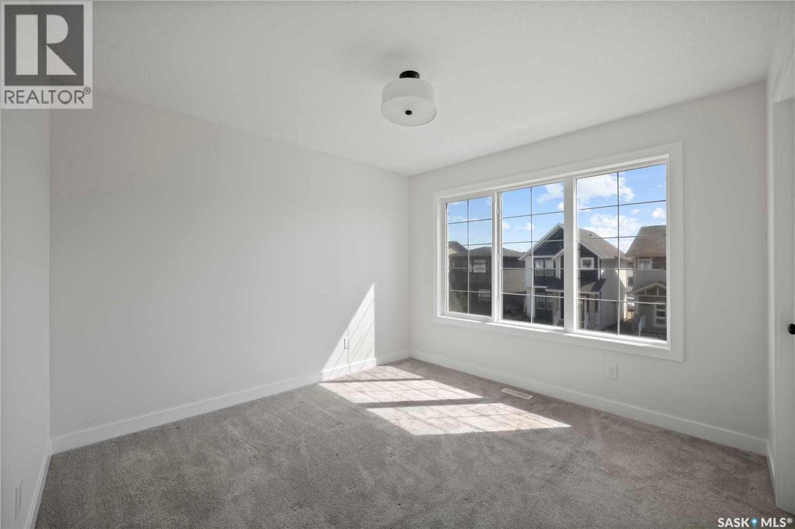 5116 E Simard Avenue, Regina, SK - Indoor Photo Showing Other Room