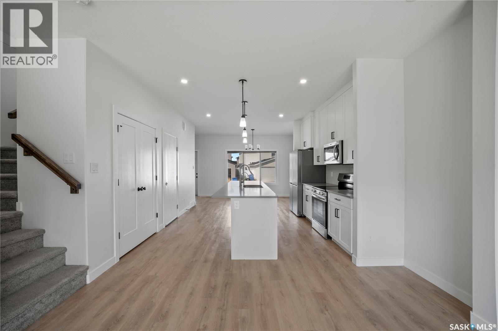 5116 E Simard Avenue, Regina, SK - Indoor