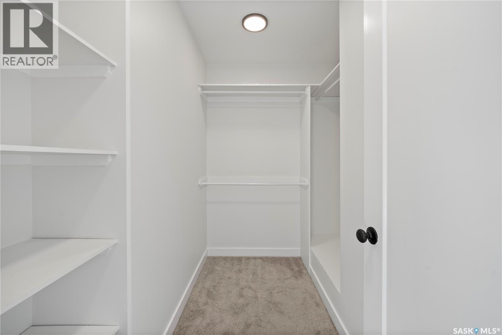 5116 E Simard Avenue, Regina, SK - Indoor With Storage