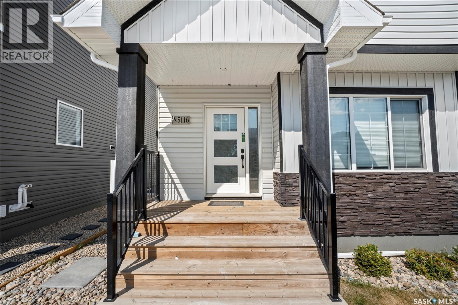 5116 E Simard Avenue, Regina, SK - Outdoor With Exterior