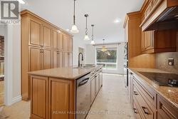 6 PANTRIES - 
