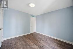 LAMINATE FLOOR - 