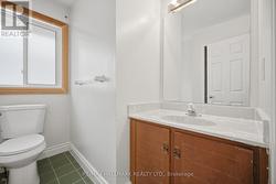 3 WASHROOMS ON 2ND FLOOR - 