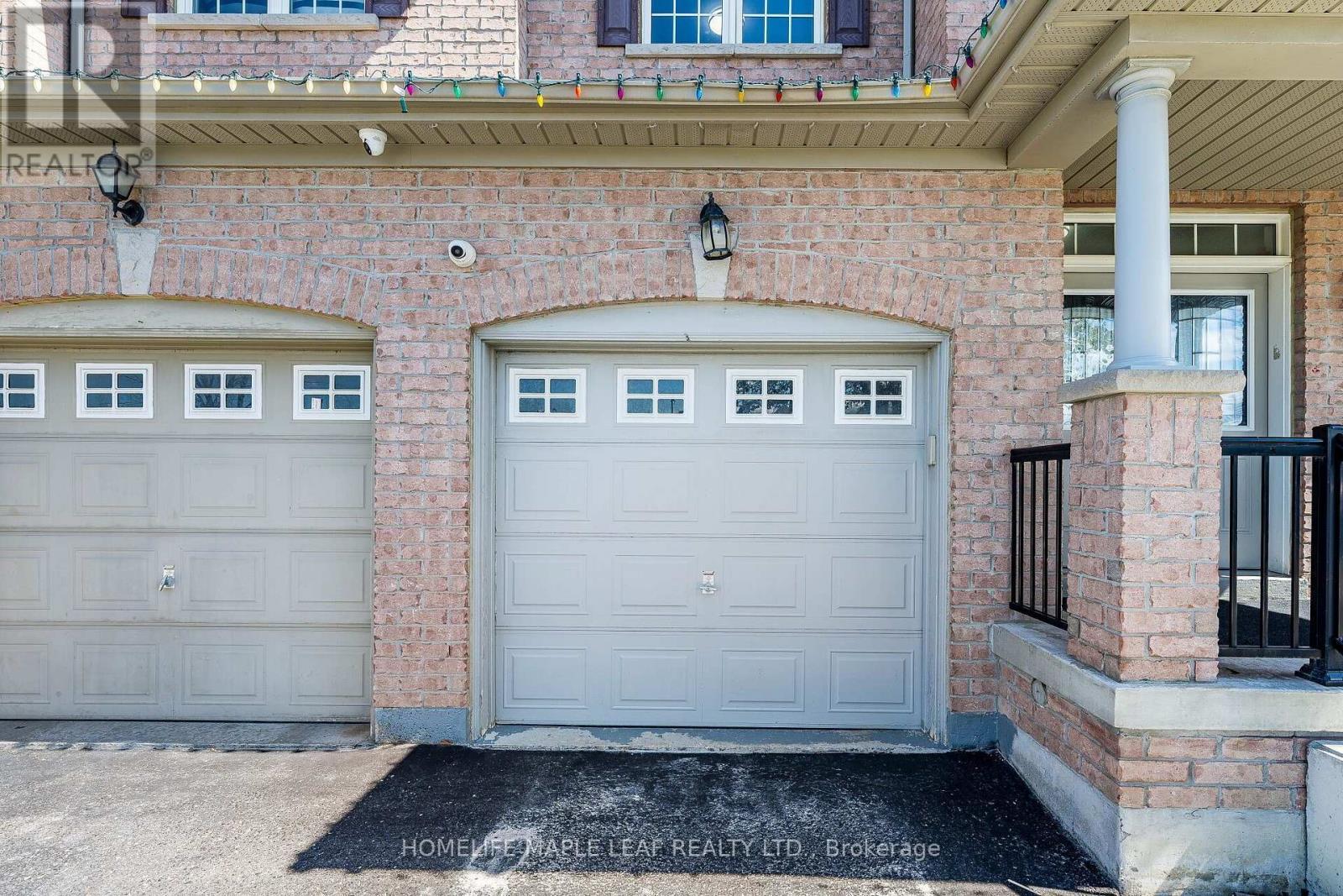 29 Gower Crescent, Brampton, ON - Outdoor