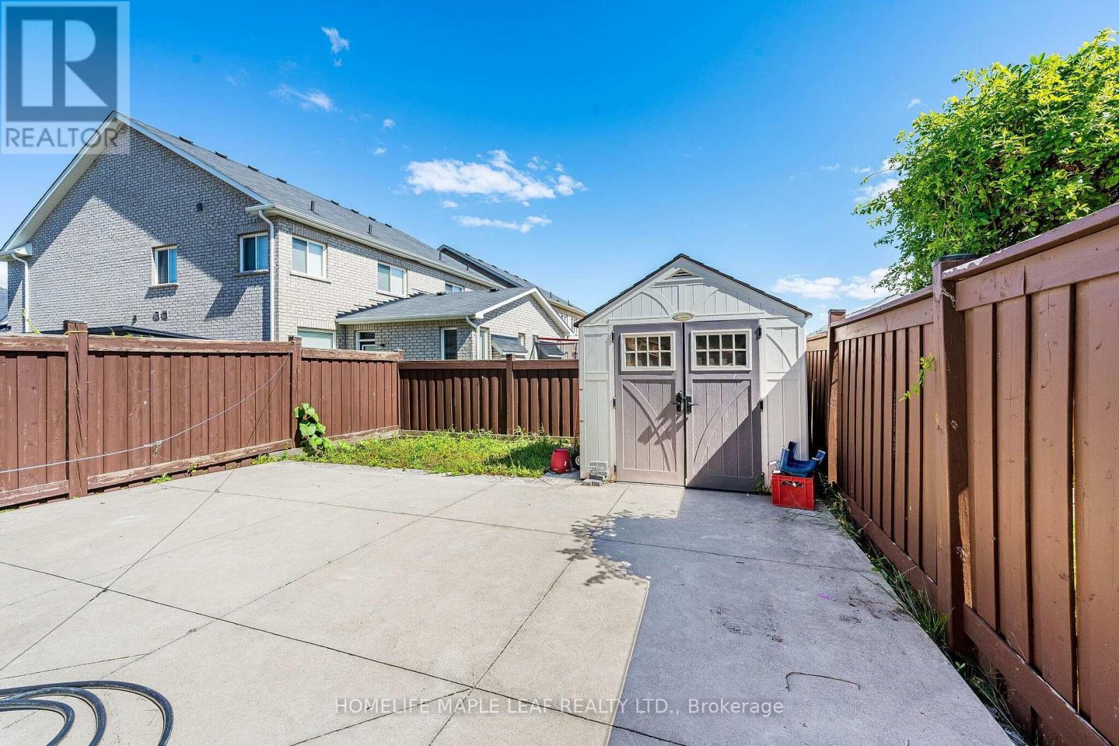 29 Gower Crescent, Brampton, ON - Outdoor