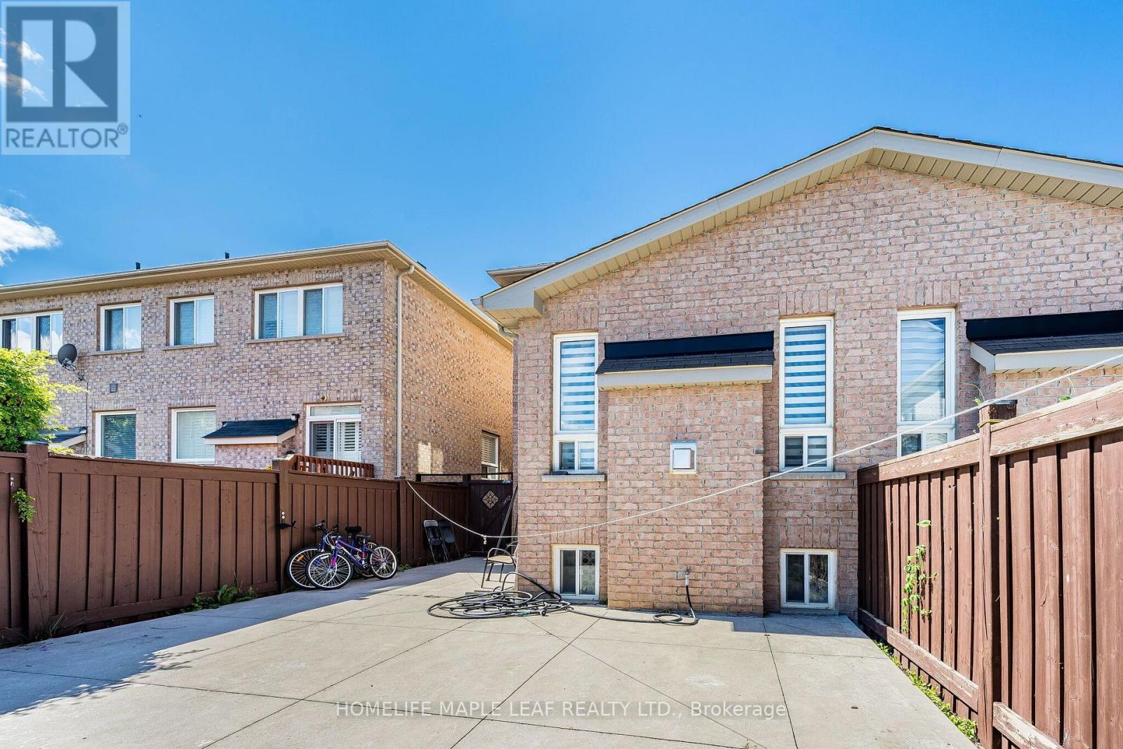 29 Gower Crescent, Brampton, ON - Outdoor With Exterior