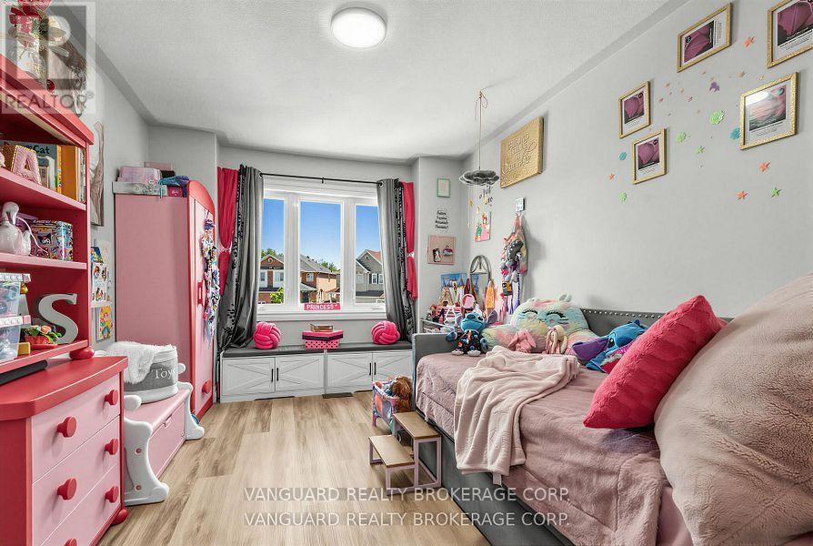 111 Grapevine Road, Caledon, ON - Indoor Photo Showing Other Room