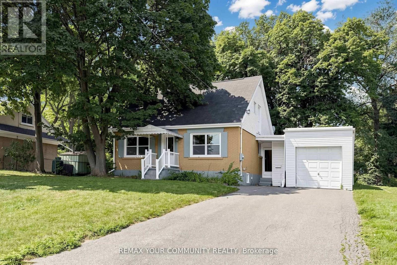 22 Havenridge Drive, Toronto, ON - Outdoor With Facade
