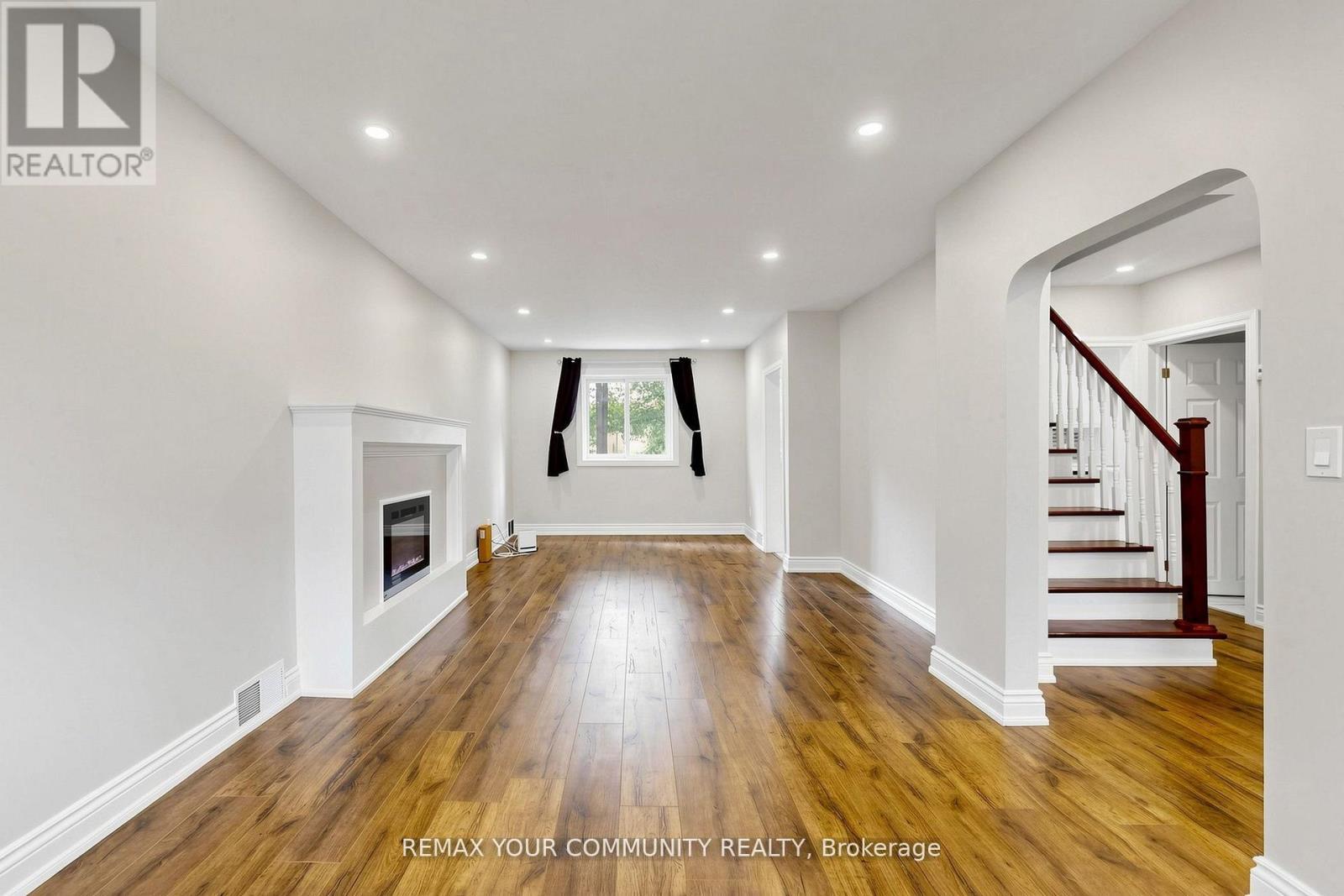 22 Havenridge Drive, Toronto, ON - Indoor With Fireplace