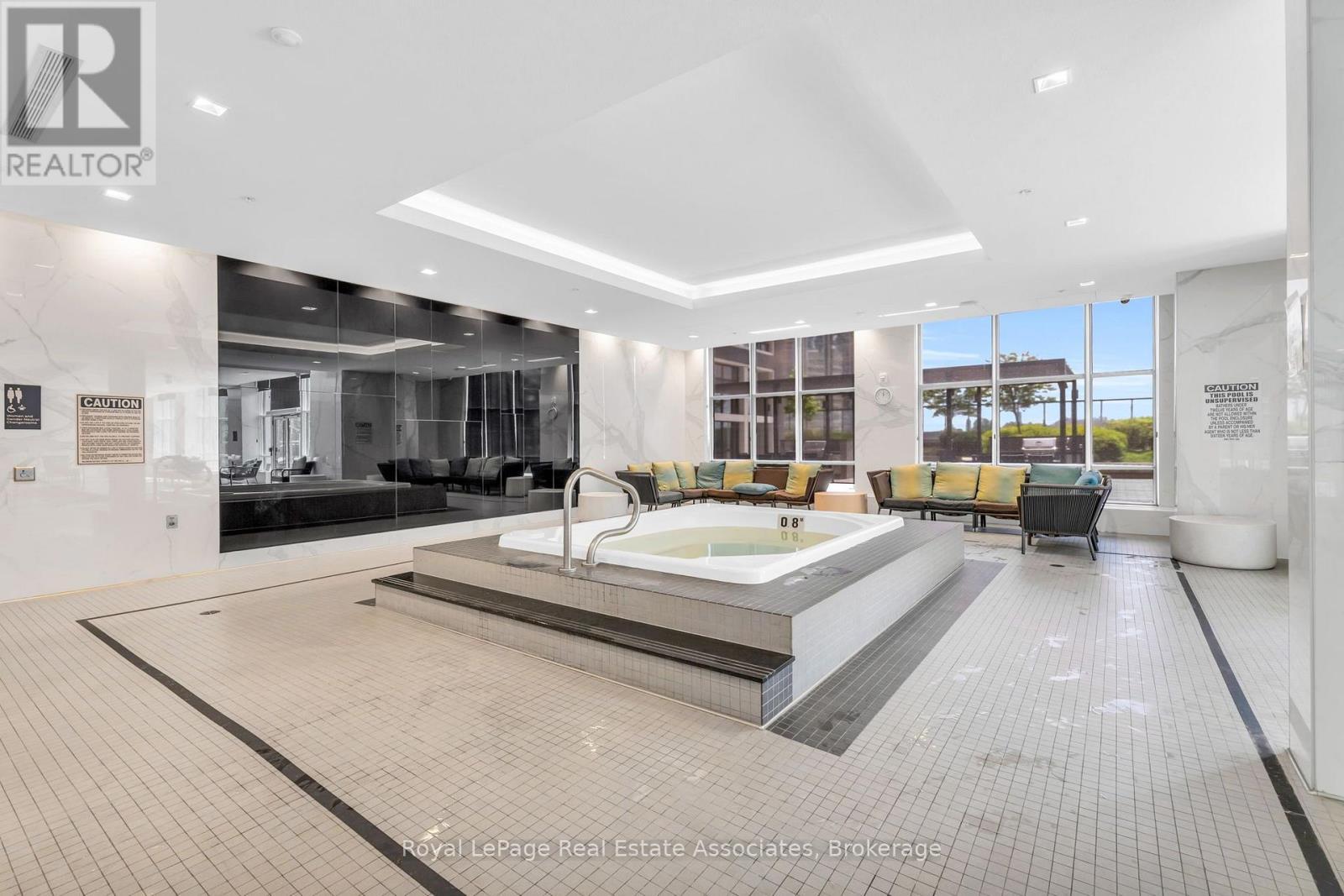 3101 - 7 Mabelle Avenue, Toronto, ON - Indoor Photo Showing Other Room