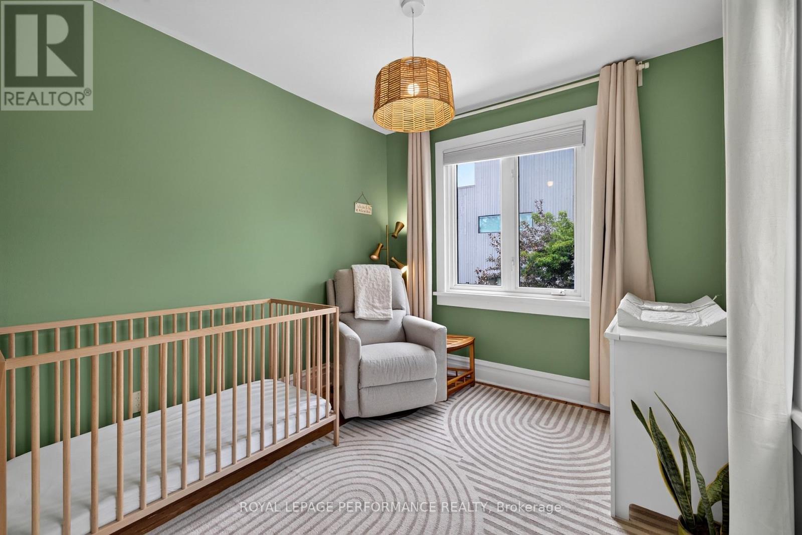 72 Springfield Road, Ottawa, ON - Indoor Photo Showing Bedroom