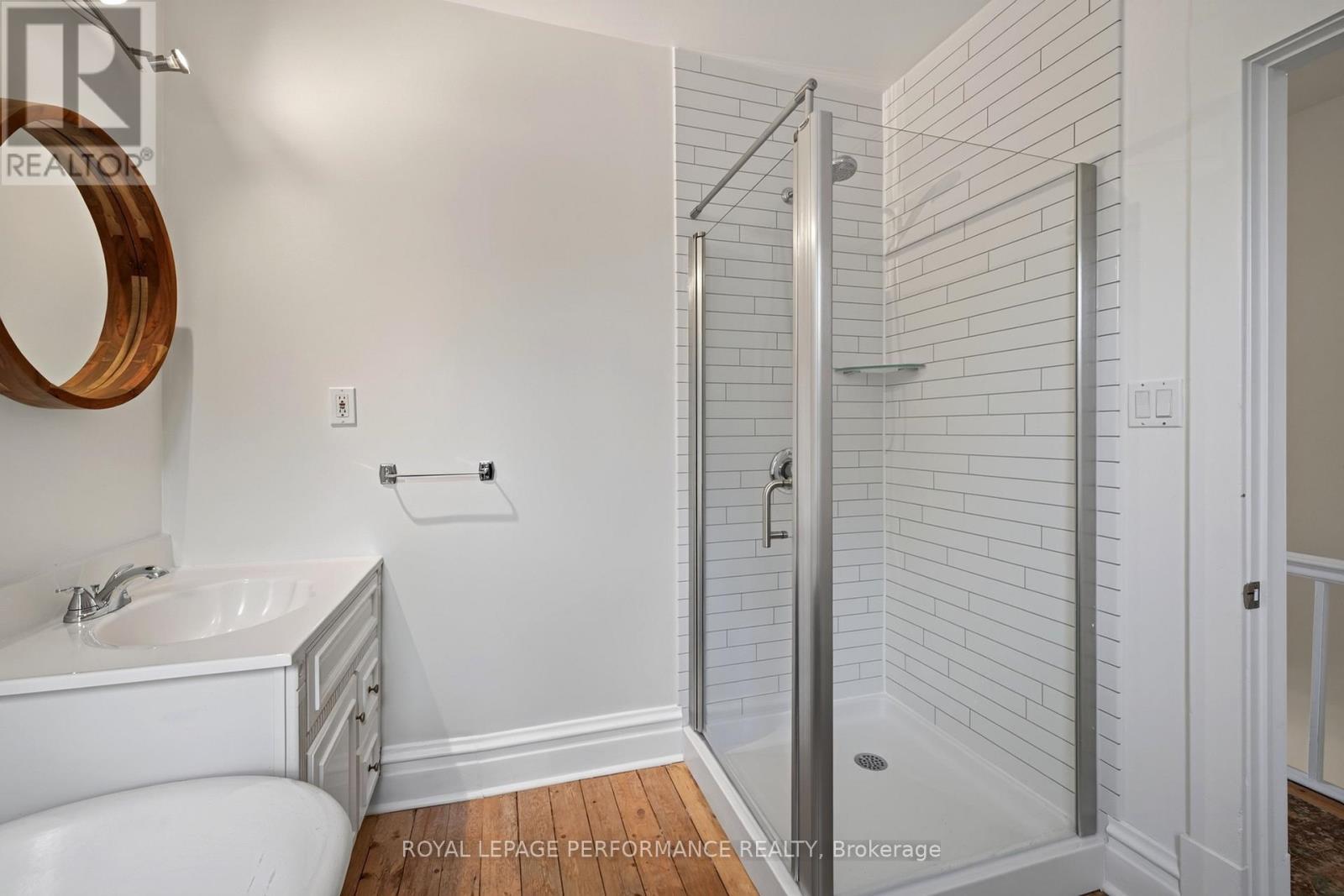 72 Springfield Road, Ottawa, ON - Indoor Photo Showing Bathroom