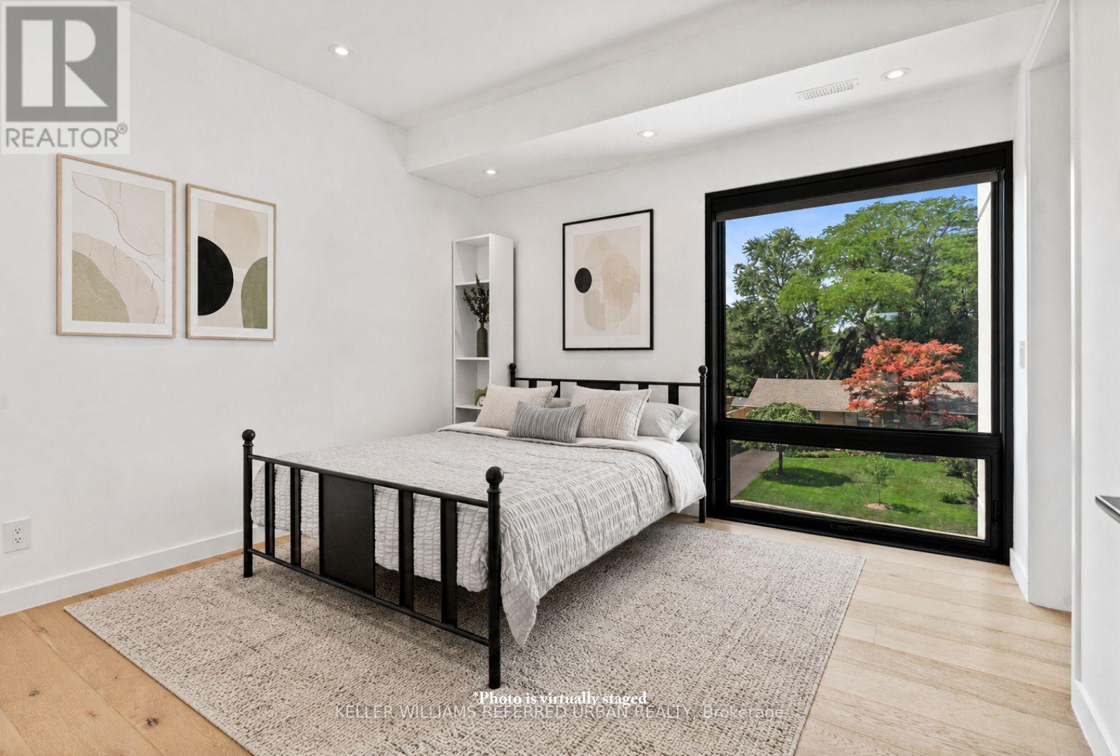27 Berkinshaw Crescent, Toronto, ON - Indoor Photo Showing Bedroom