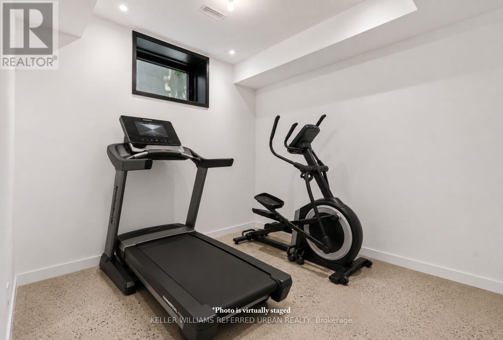 27 Berkinshaw Crescent, Toronto, ON - Indoor Photo Showing Gym Room