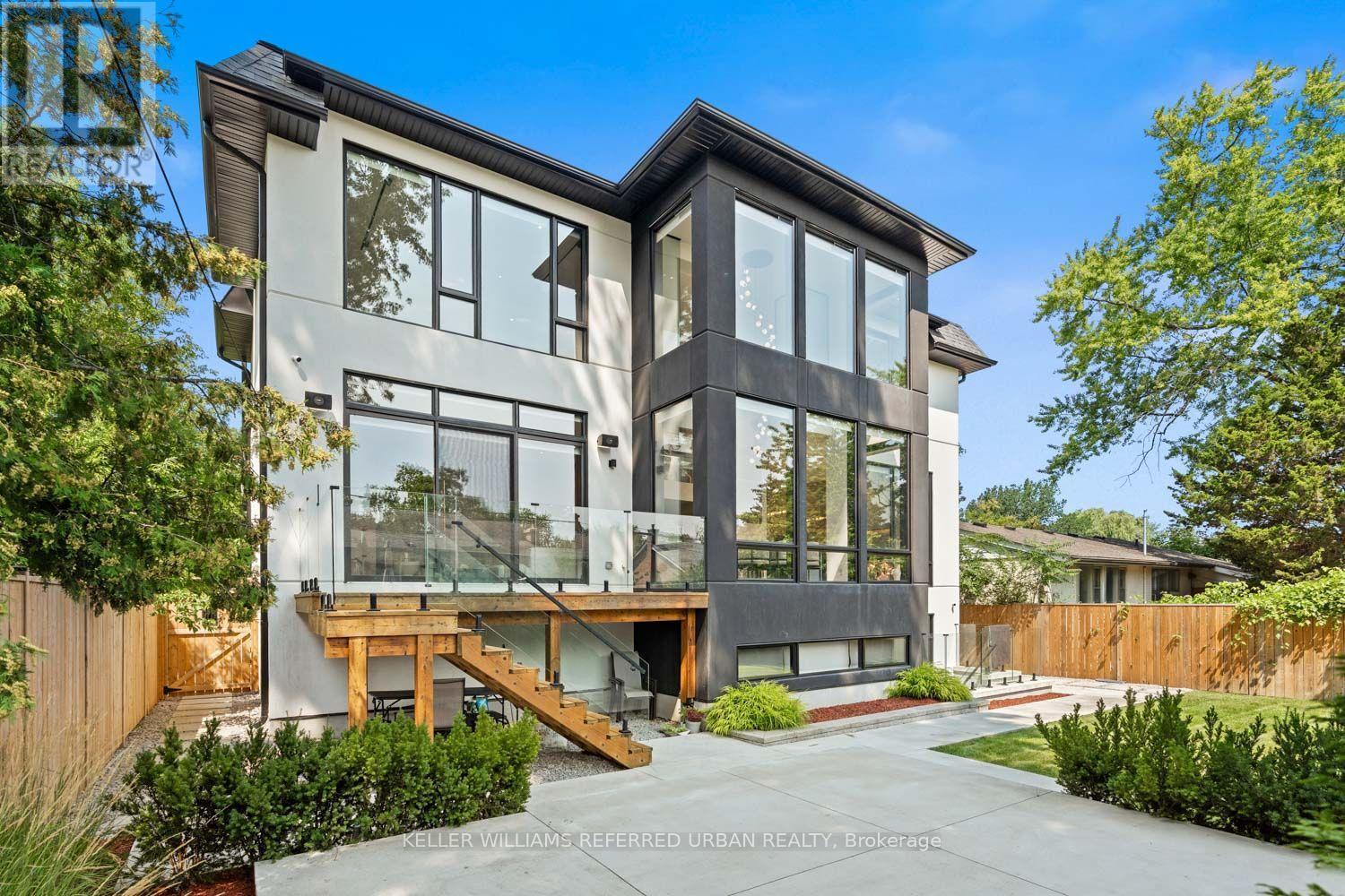 27 Berkinshaw Crescent, Toronto, ON - Outdoor