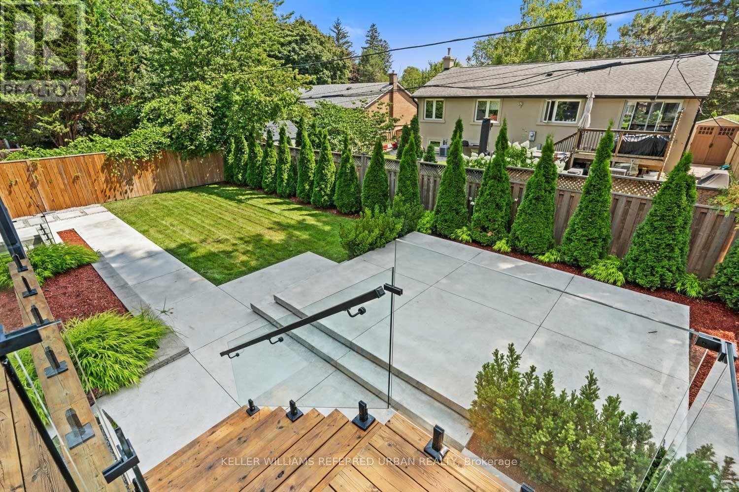 27 Berkinshaw Crescent, Toronto, ON - Outdoor