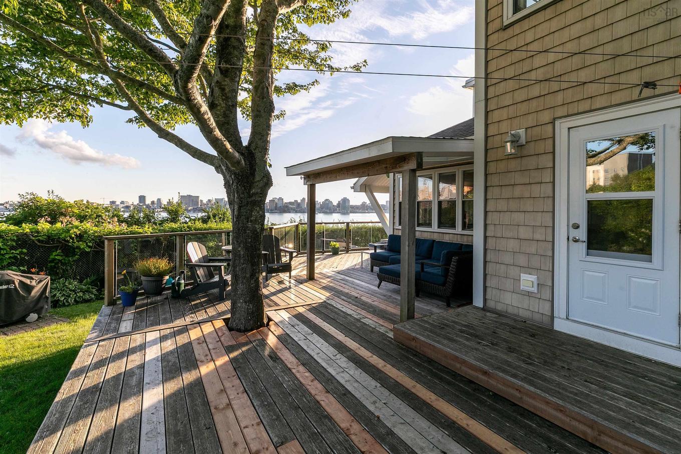 33 Cuisack Street, Dartmouth, NS - Outdoor With Deck Patio Veranda With Exterior
