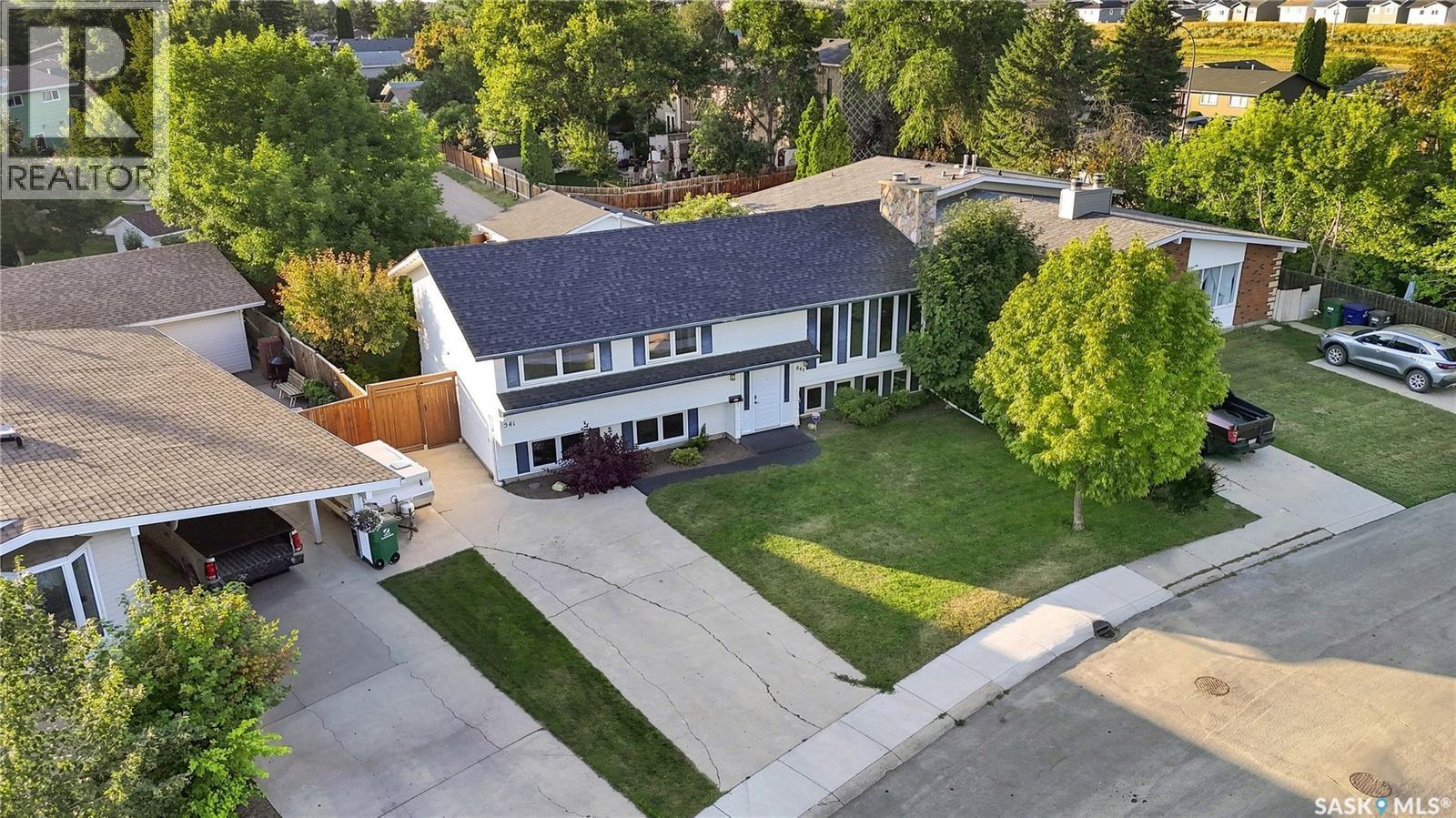 541 Guelph Crescent, Saskatoon, SK - Outdoor