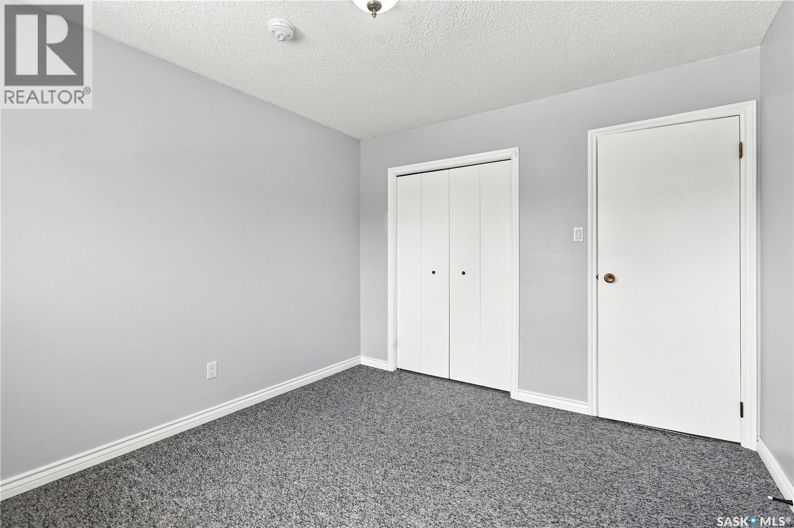 541 Guelph Crescent, Saskatoon, SK - Indoor Photo Showing Other Room