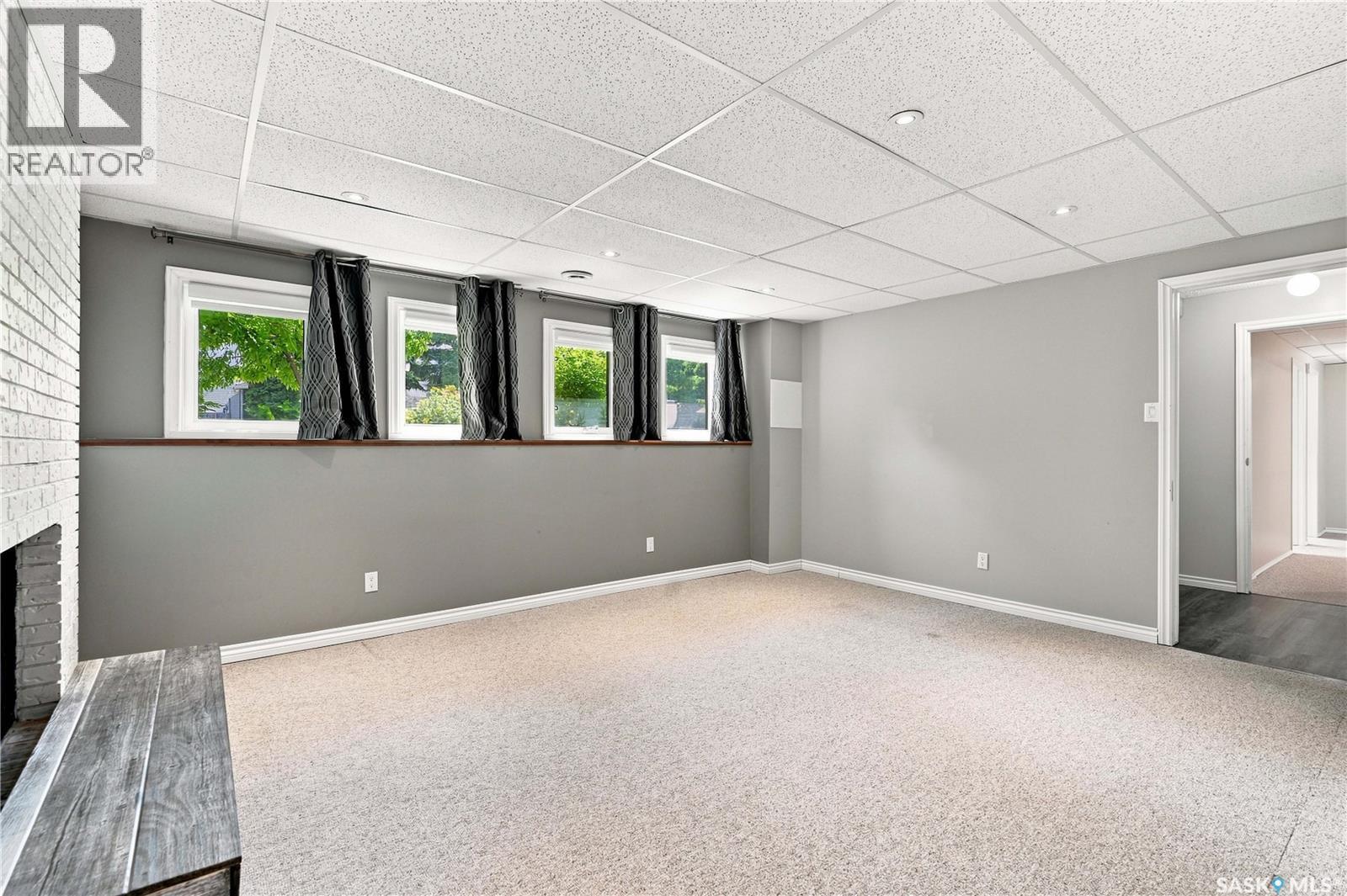 541 Guelph Crescent, Saskatoon, SK - Indoor Photo Showing Other Room