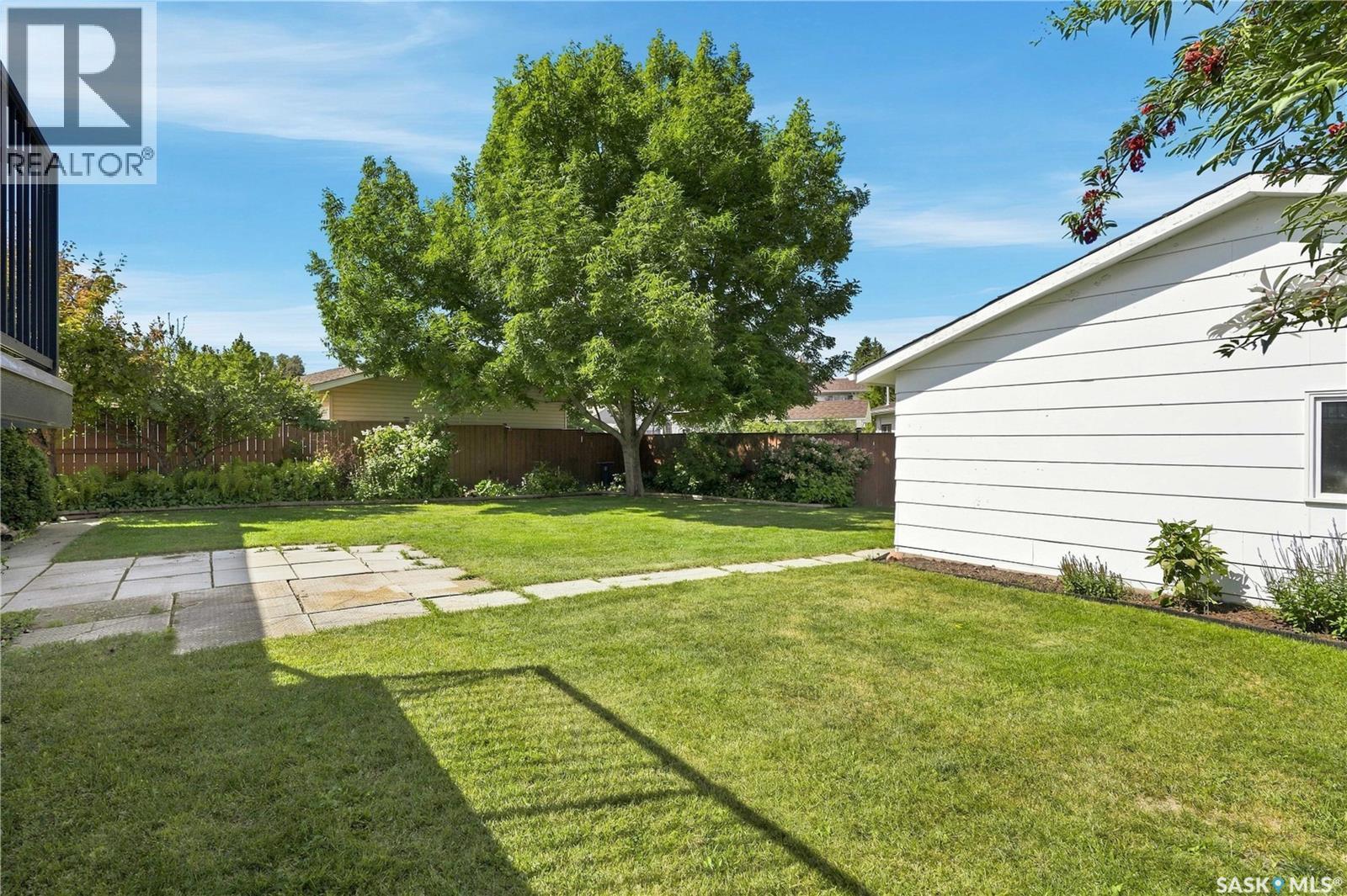 541 Guelph Crescent, Saskatoon, SK - Outdoor