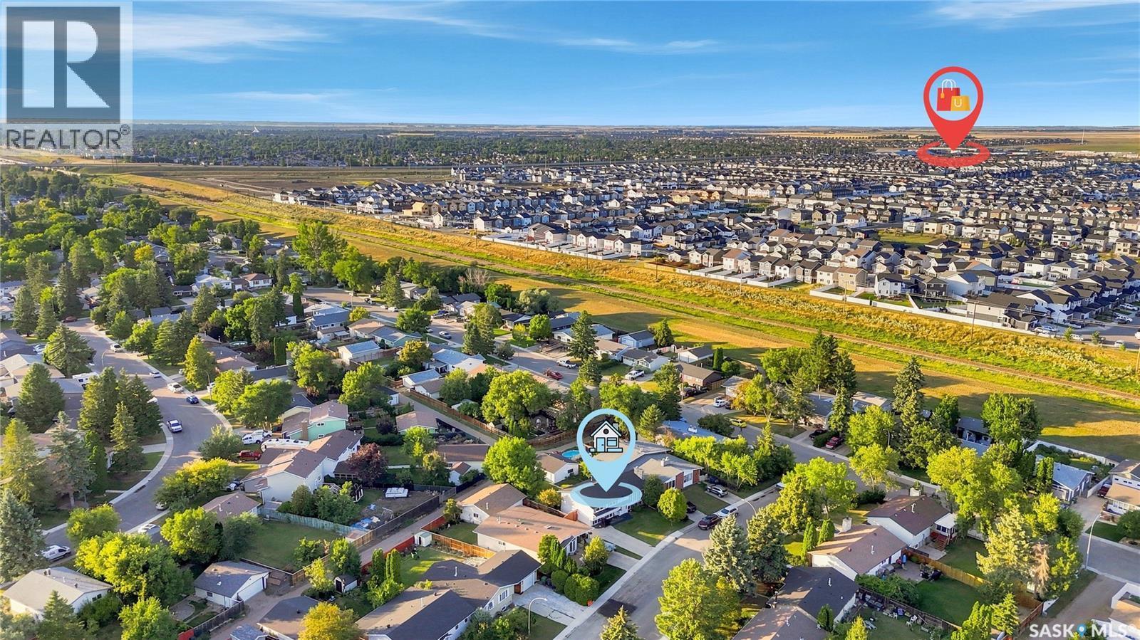 541 Guelph Crescent, Saskatoon, SK - Outdoor With View
