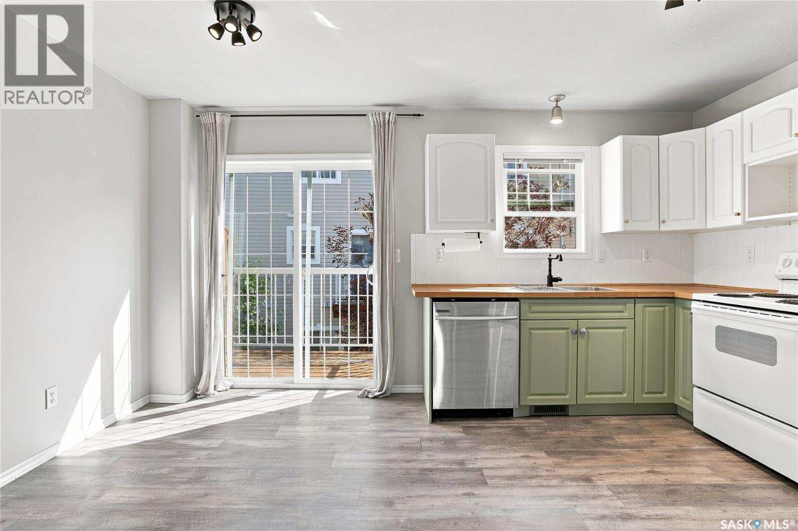 34 243 Herold Terrace, Saskatoon, SK - Indoor Photo Showing Kitchen