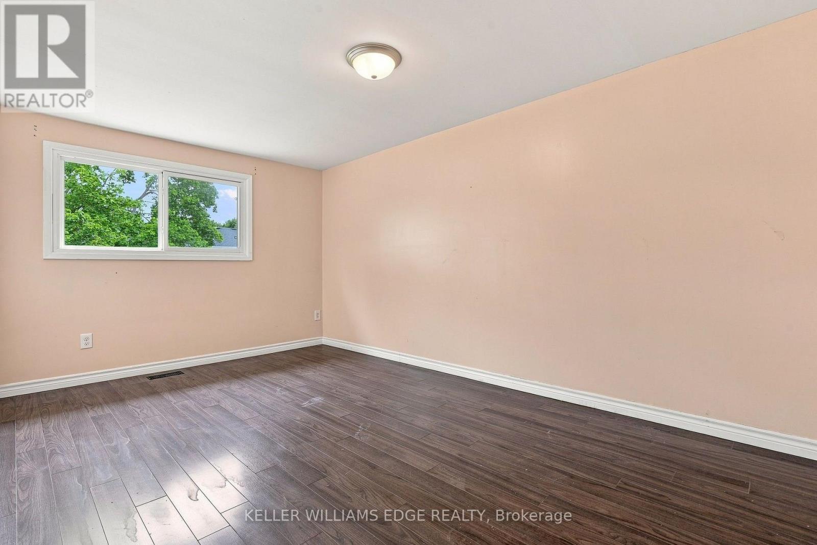 82 St. Andrews Drive, Hamilton, ON - Indoor Photo Showing Other Room