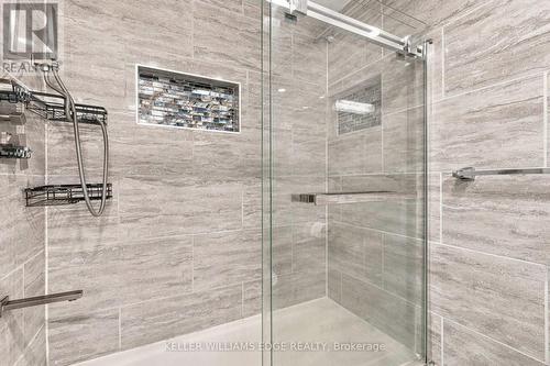 82 St. Andrews Drive, Hamilton, ON - Indoor Photo Showing Bathroom