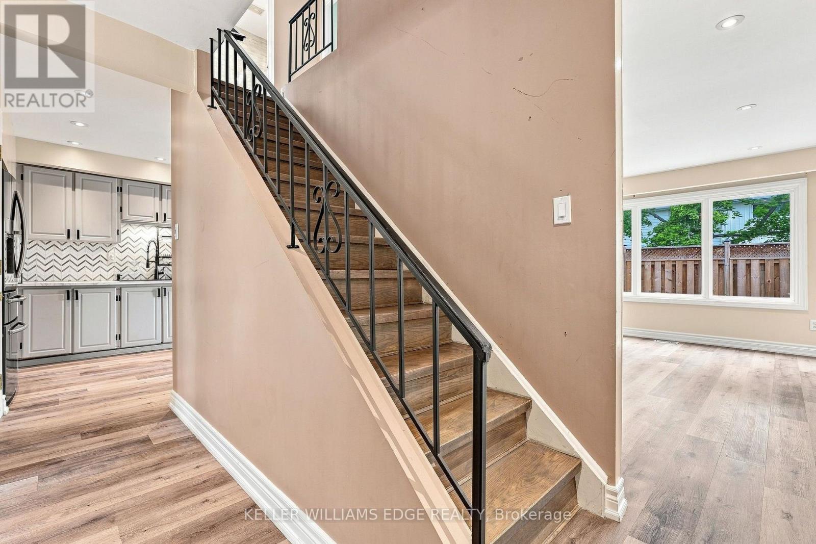 82 St. Andrews Drive, Hamilton, ON - Indoor Photo Showing Other Room