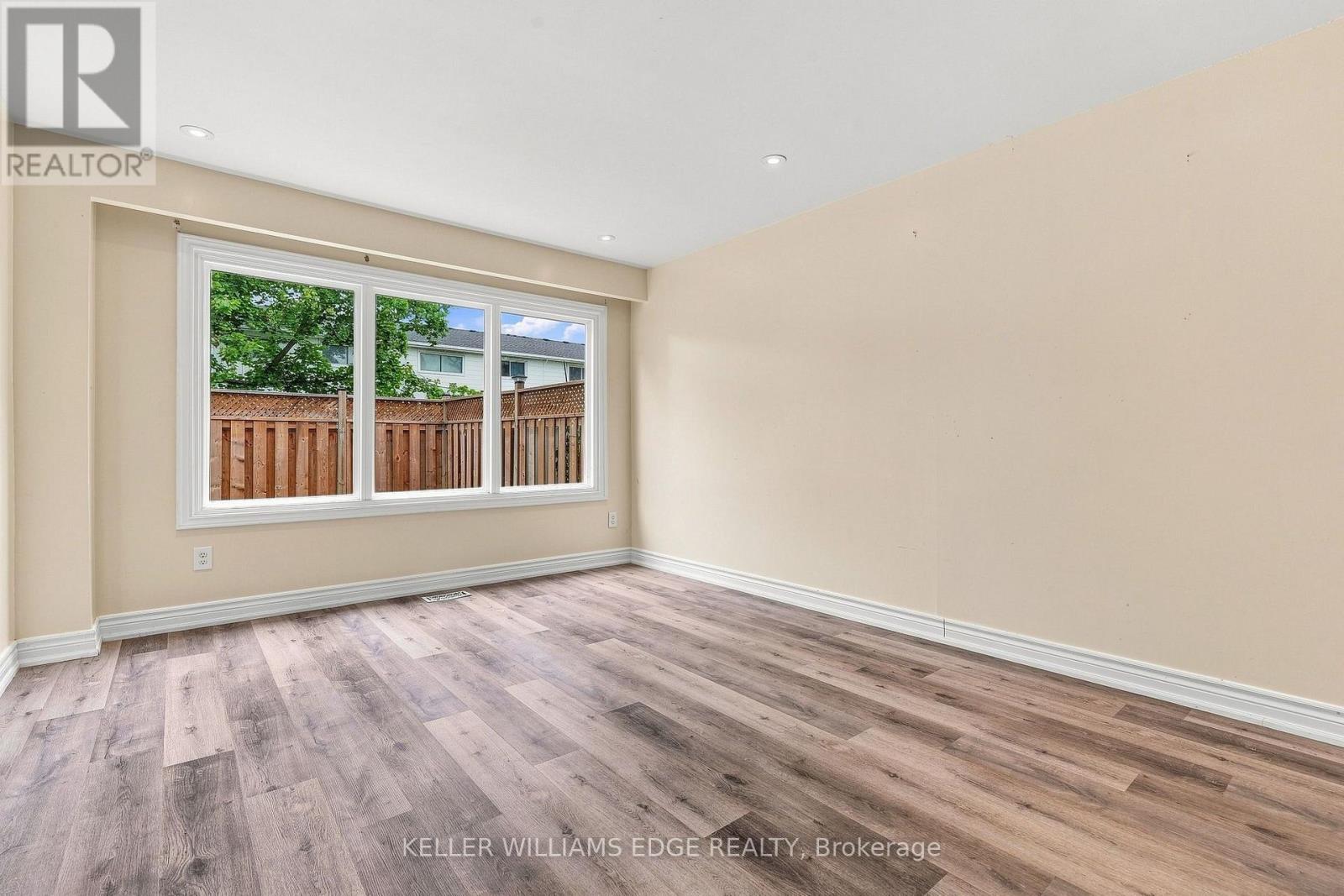 82 St. Andrews Drive, Hamilton, ON - Indoor
