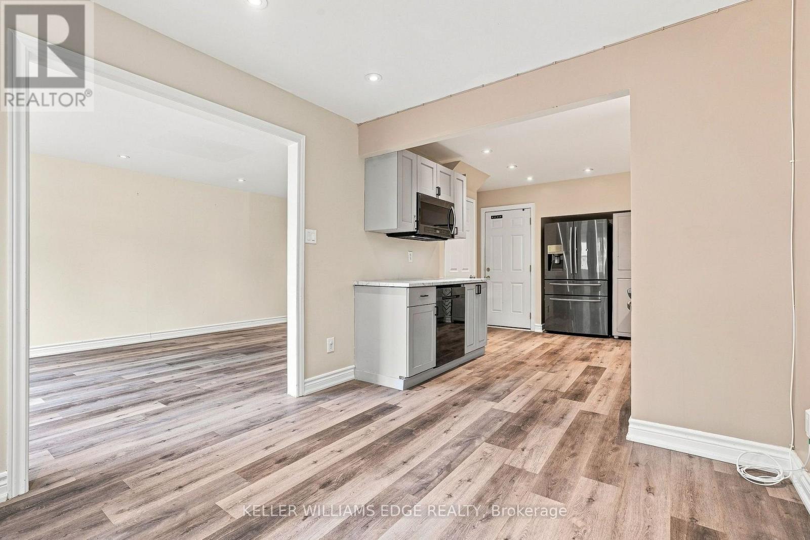 82 St. Andrews Drive, Hamilton, ON - Indoor