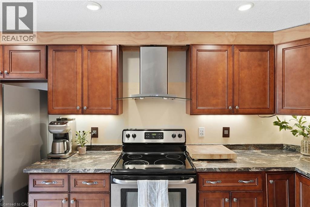 46 Andrews Drive, Drayton, ON - Indoor Photo Showing Kitchen