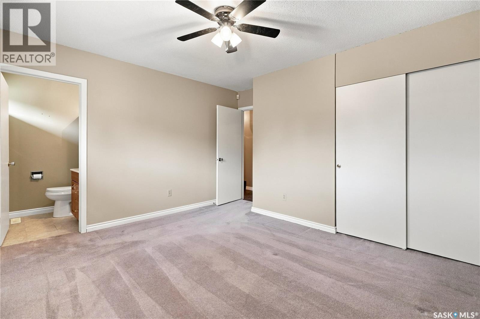 219 Cambridge Avenue, Regina, SK - Indoor Photo Showing Other Room