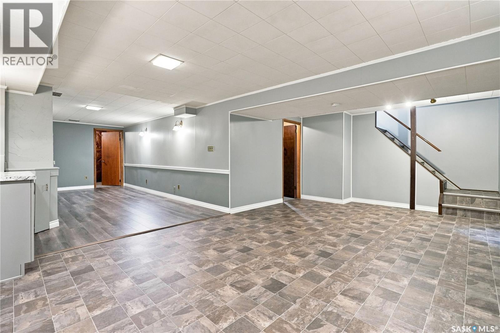 219 Cambridge Avenue, Regina, SK - Indoor Photo Showing Other Room