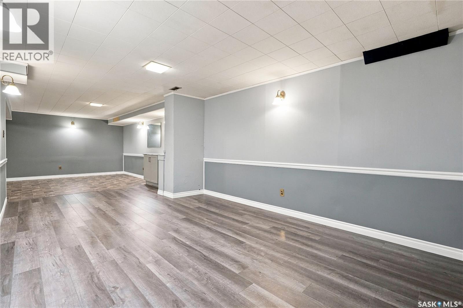 219 Cambridge Avenue, Regina, SK - Indoor Photo Showing Other Room