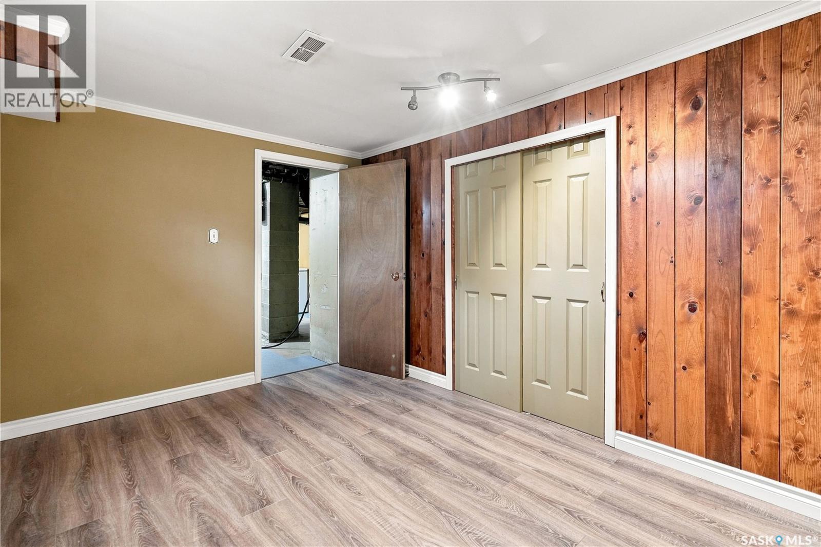 219 Cambridge Avenue, Regina, SK - Indoor Photo Showing Other Room