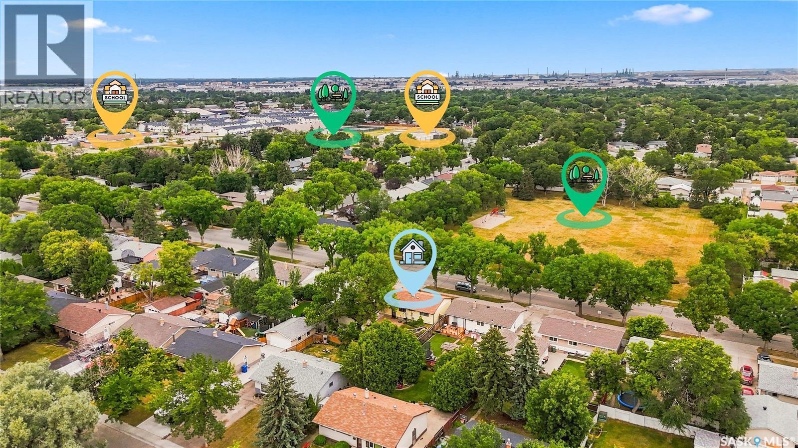 219 Cambridge Avenue, Regina, SK - Outdoor With View