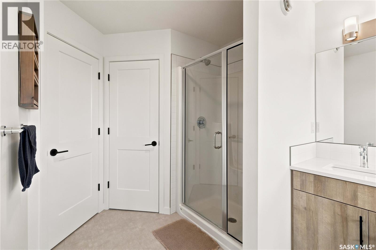 3089 Brighton Common, Saskatoon, SK - Indoor Photo Showing Bathroom
