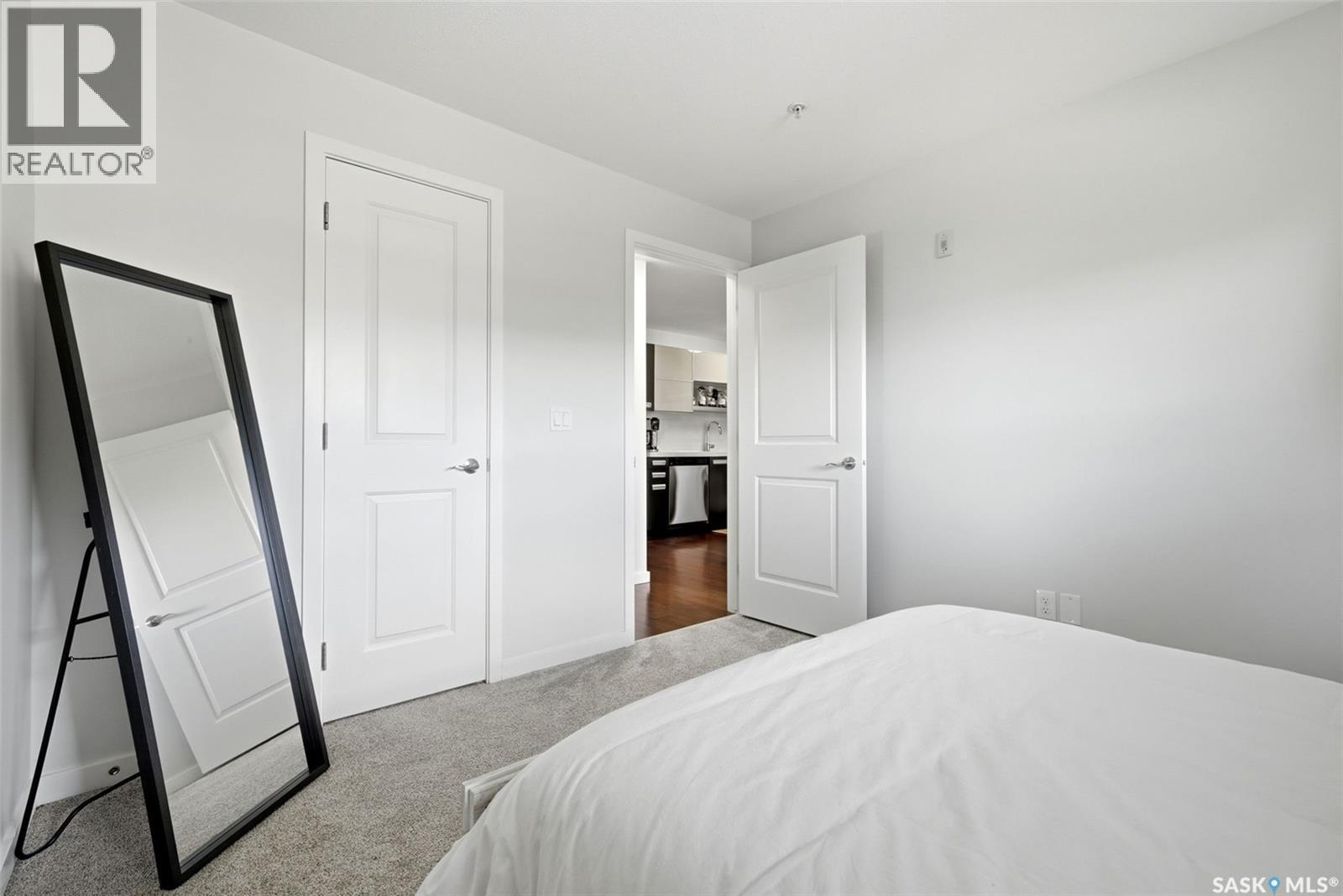 205 1610 Dakota Drive, Regina, SK - Indoor Photo Showing Bedroom