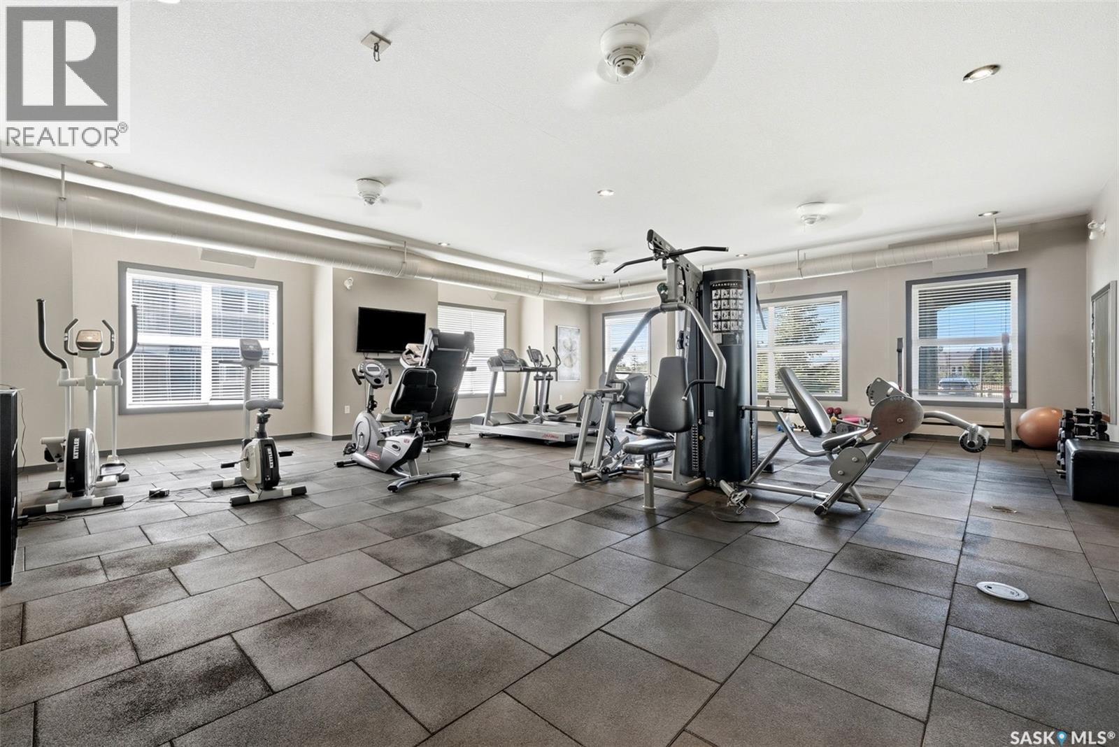 205 1610 Dakota Drive, Regina, SK - Indoor Photo Showing Gym Room